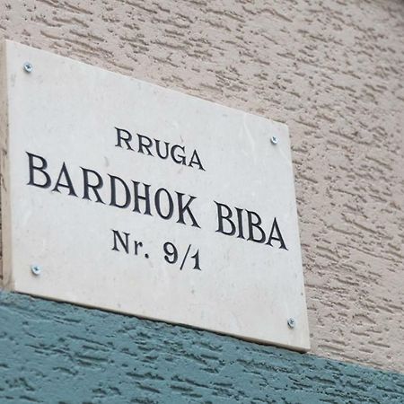 ホテル Bujtina Shqiptare ティラナ エクステリア 写真